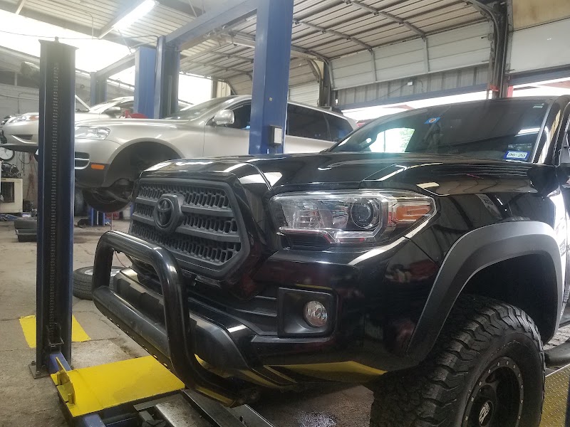 Lovefield Auto Repair in Dallas